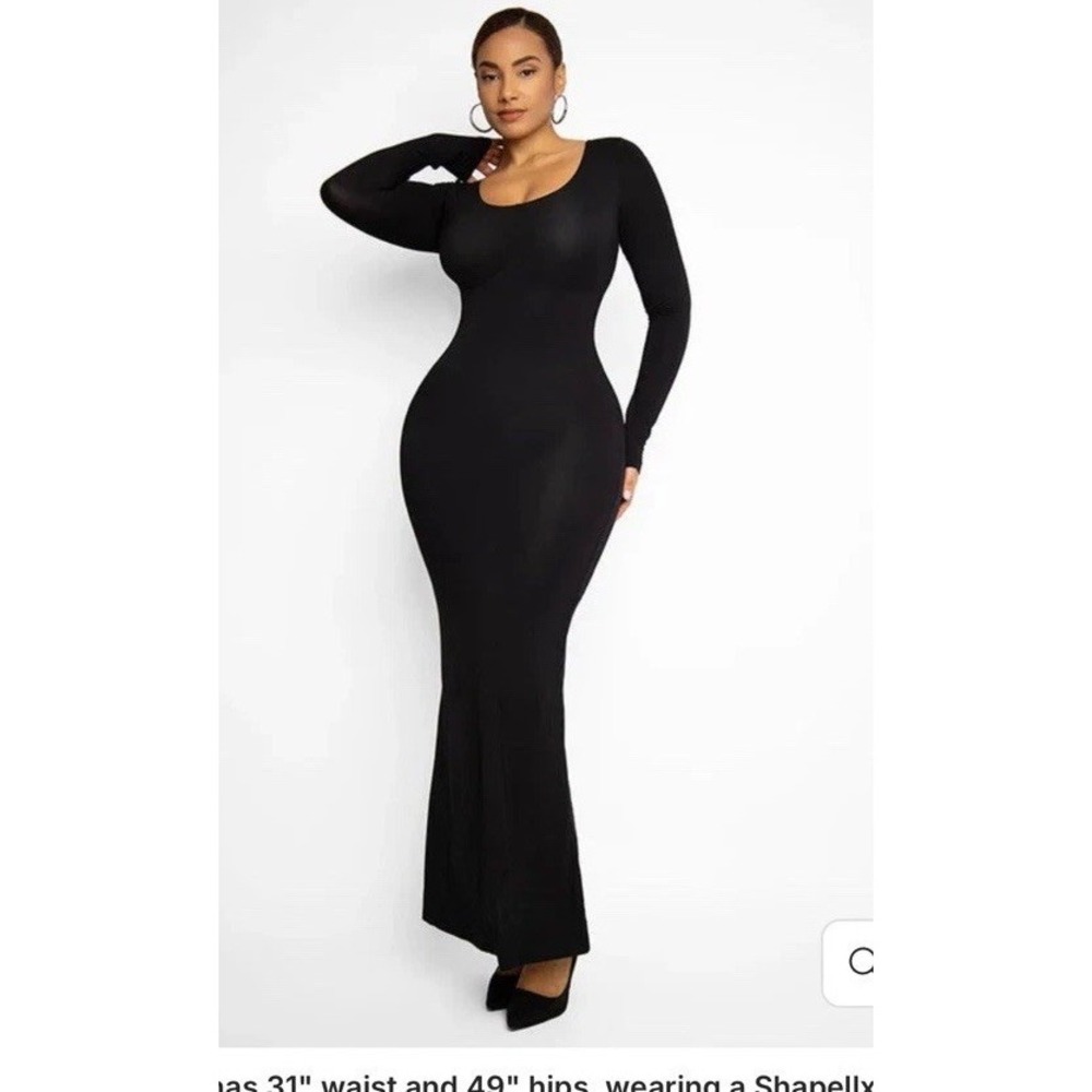 Elegant Black Maxi Dress